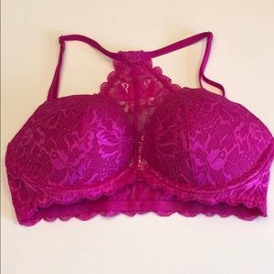 ⭐️NWOT PINK lace racer back clip front bra⭐️